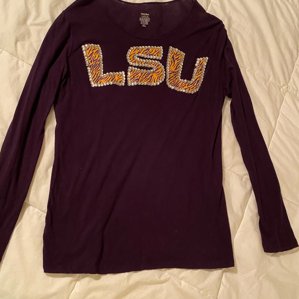 LSU Tiger Fans!!! Ladies XL…